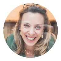 Adelaide Dubucq Styliste personnelle Fondatrice de Relooking and Queen Luxembourg Adelaide Dubucq Diagnostic image offert Styliste personnelle Fondatrice de Relooking and Queen Luxembourg